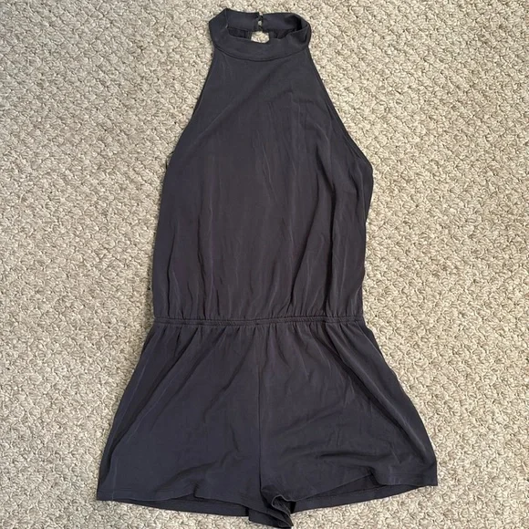 Forever 21 Dark Grey High Neck Romper size L - Picture 1 of 4